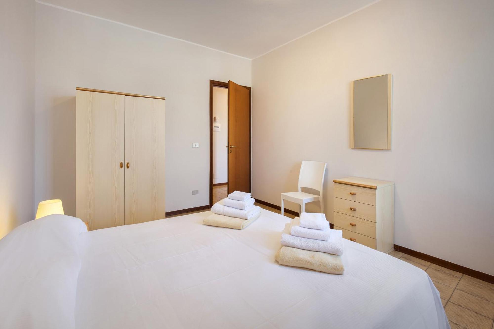 Apartment Rosa Cinderella Lazise Buitenkant foto