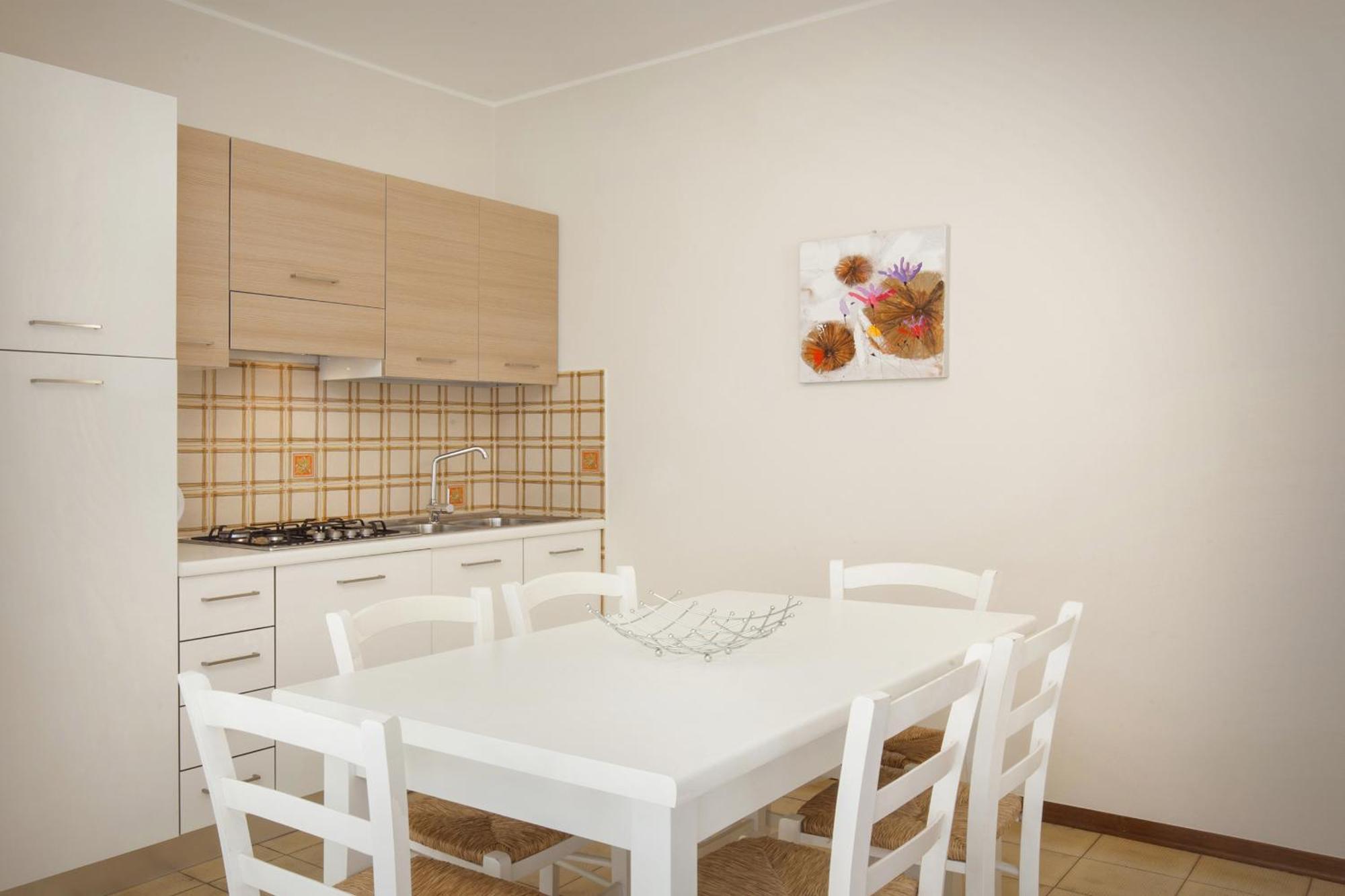 Apartment Rosa Cinderella Lazise Buitenkant foto